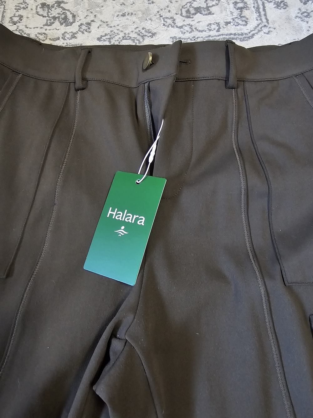 HALARA DayStretch Mid Rise Pockets Hiking Cargo
